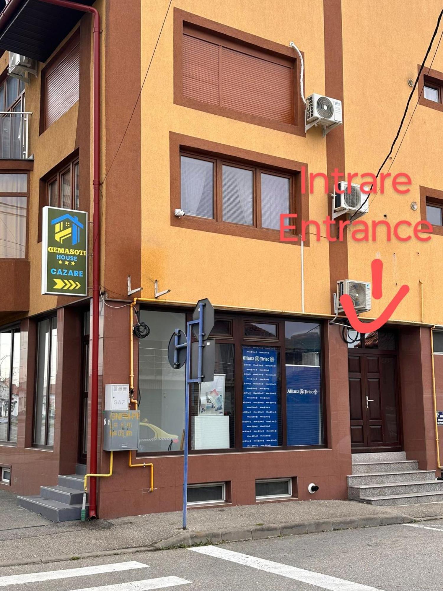 Отель Gemasoti House Дробета-Турну-Северин Экстерьер фото